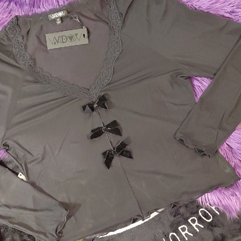 DOLLSKILL WIDOW 1X BLACK LONG SLEEVE SHEER MESH 3 BOWS ON CHEST